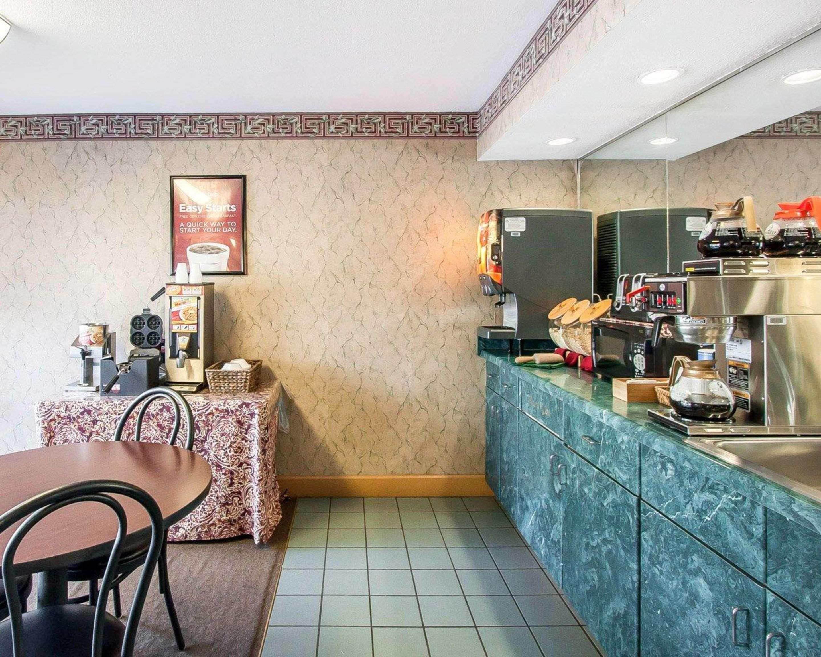 Econo Lodge Inn & Suites Murfreesboro Luaran gambar