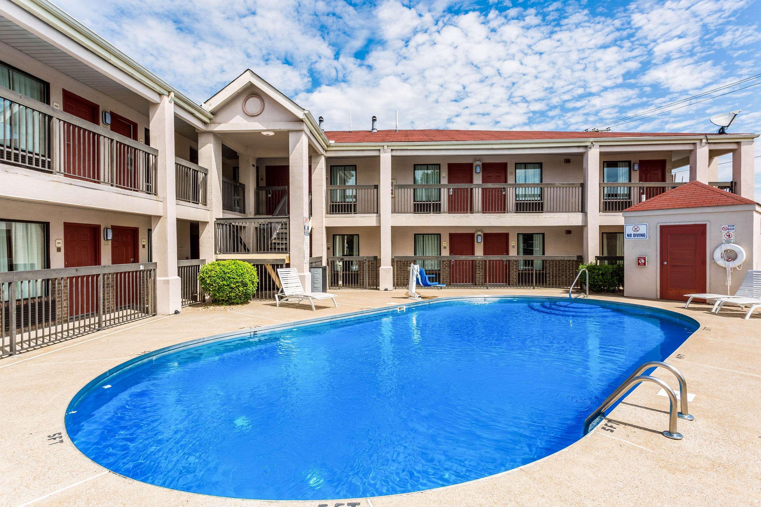 Econo Lodge Inn & Suites Murfreesboro Luaran gambar