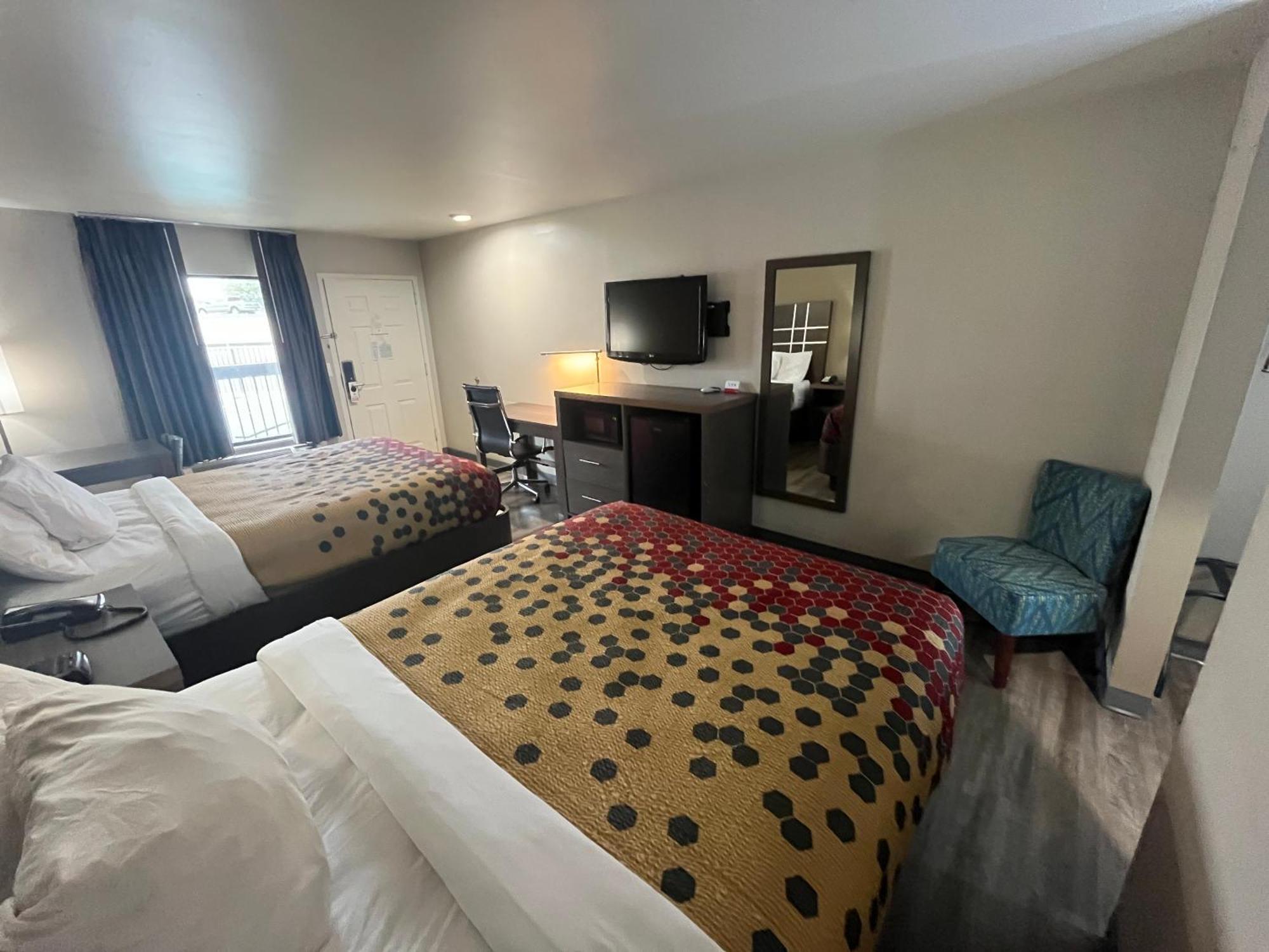 Econo Lodge Inn & Suites Murfreesboro Luaran gambar